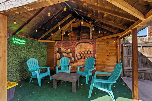 Bootleggers Bungalow - 1930s Vibe Near Downtown