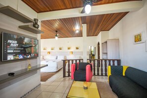 Habitación familiar, patio, vista a la alberca | Wifi gratis y acceso para silla de ruedas