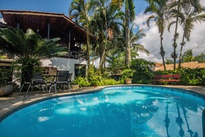 Front of property - Pousada Chalé Suiço (Paraty)