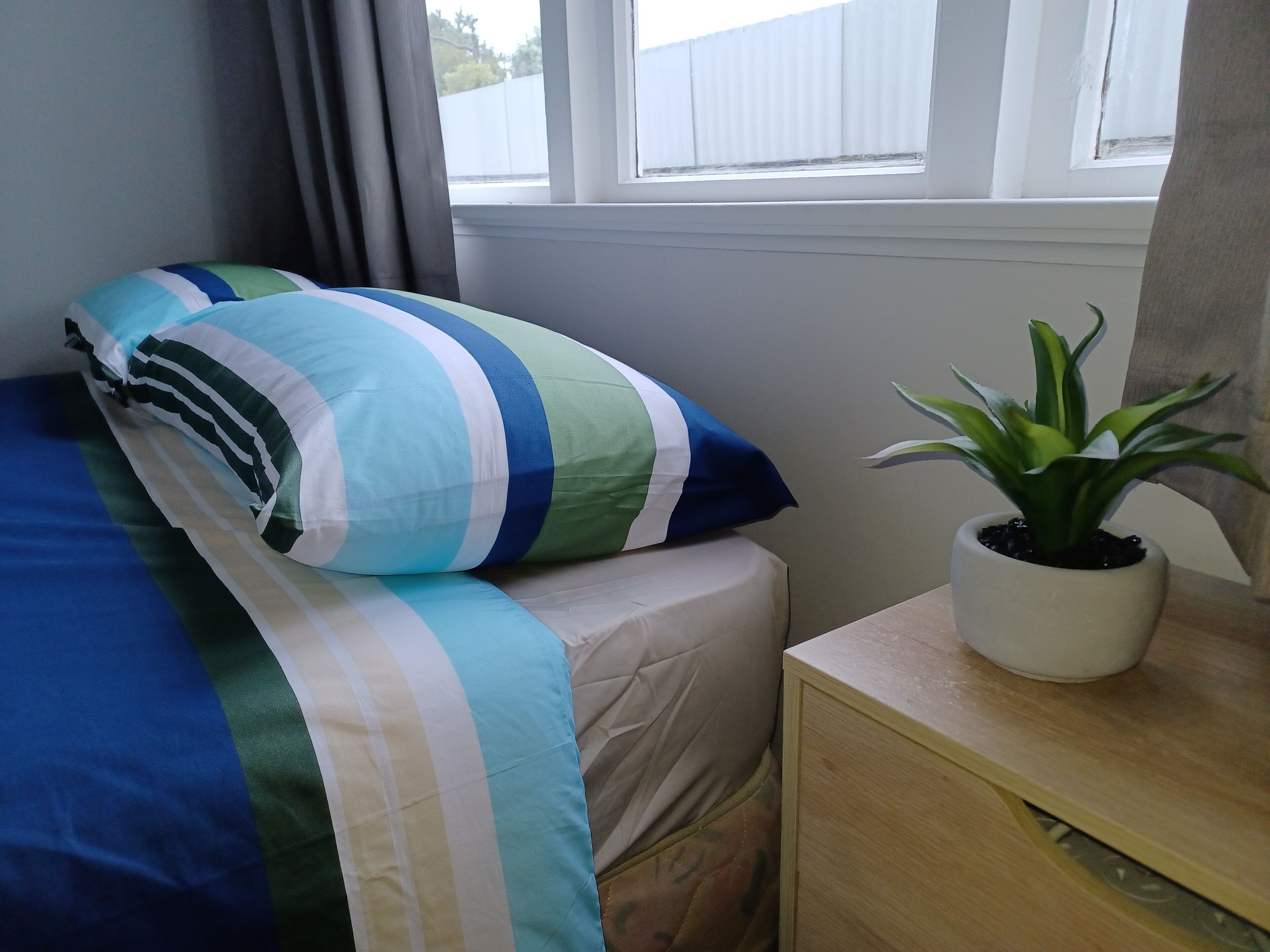 3 chambres, fer et planche à repasser, Wi-Fi gratuit, draps fournis