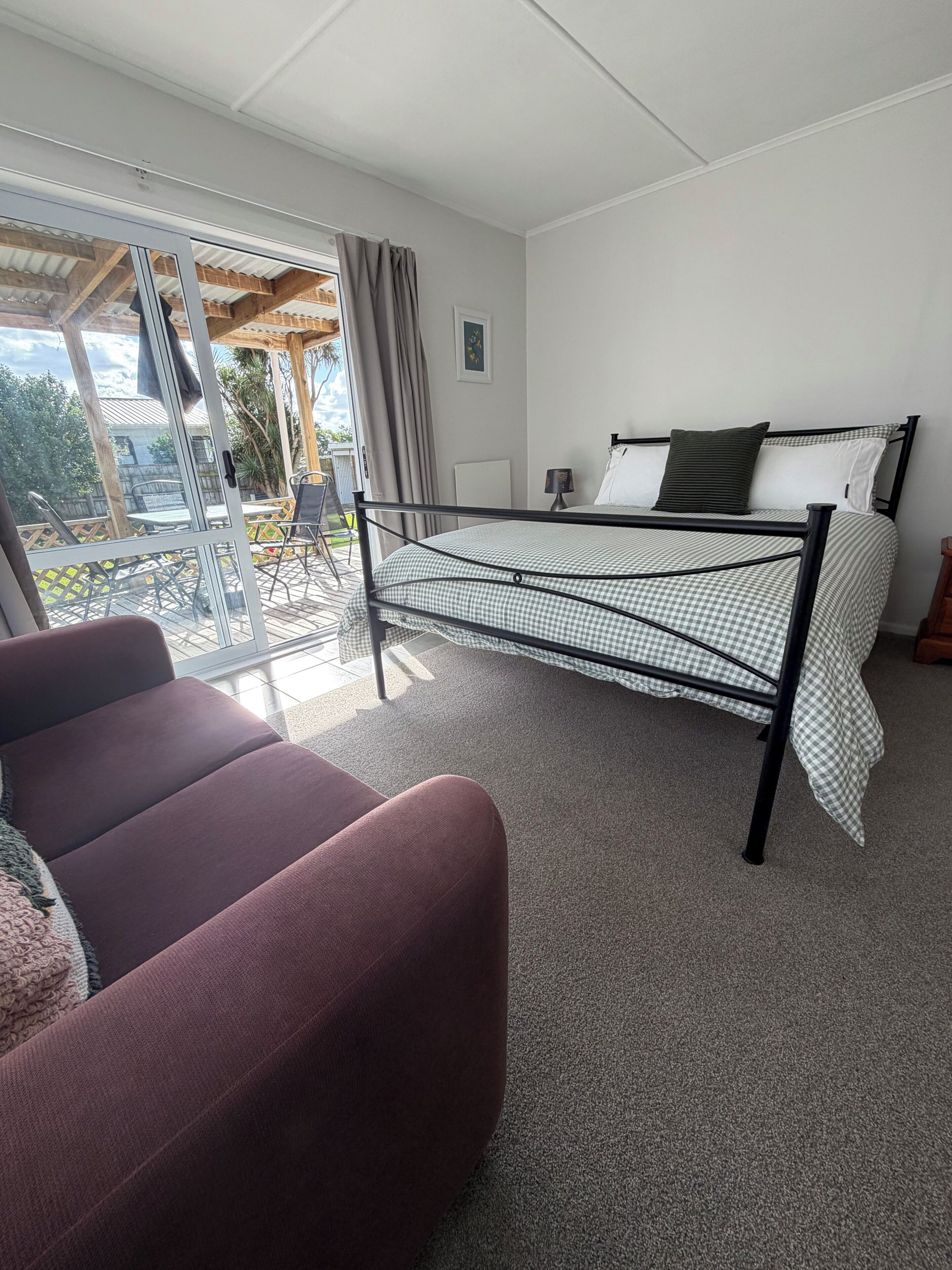 3 slaapkamers, een strijkplank/strijkijzer, gratis wifi, beddengoed