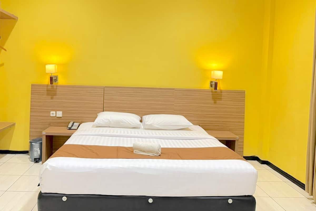 Economy Room, 1 Katil Kelamin (Double) | Meja, Wi-fi percuma, cadar katil