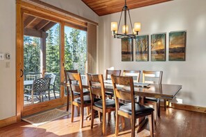 Dining - Lakota Dreamcatcher North | Sauna | Slope Views | Private Hot Tub (Winter Park)