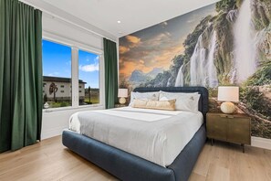 Tabla de planchar con plancha, wifi gratis y ropa de cama