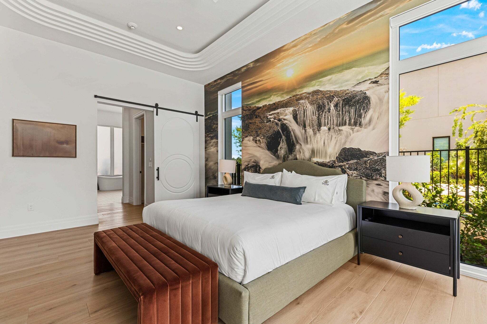 8 bedrooms, iron/ironing board, free WiFi, bed sheets