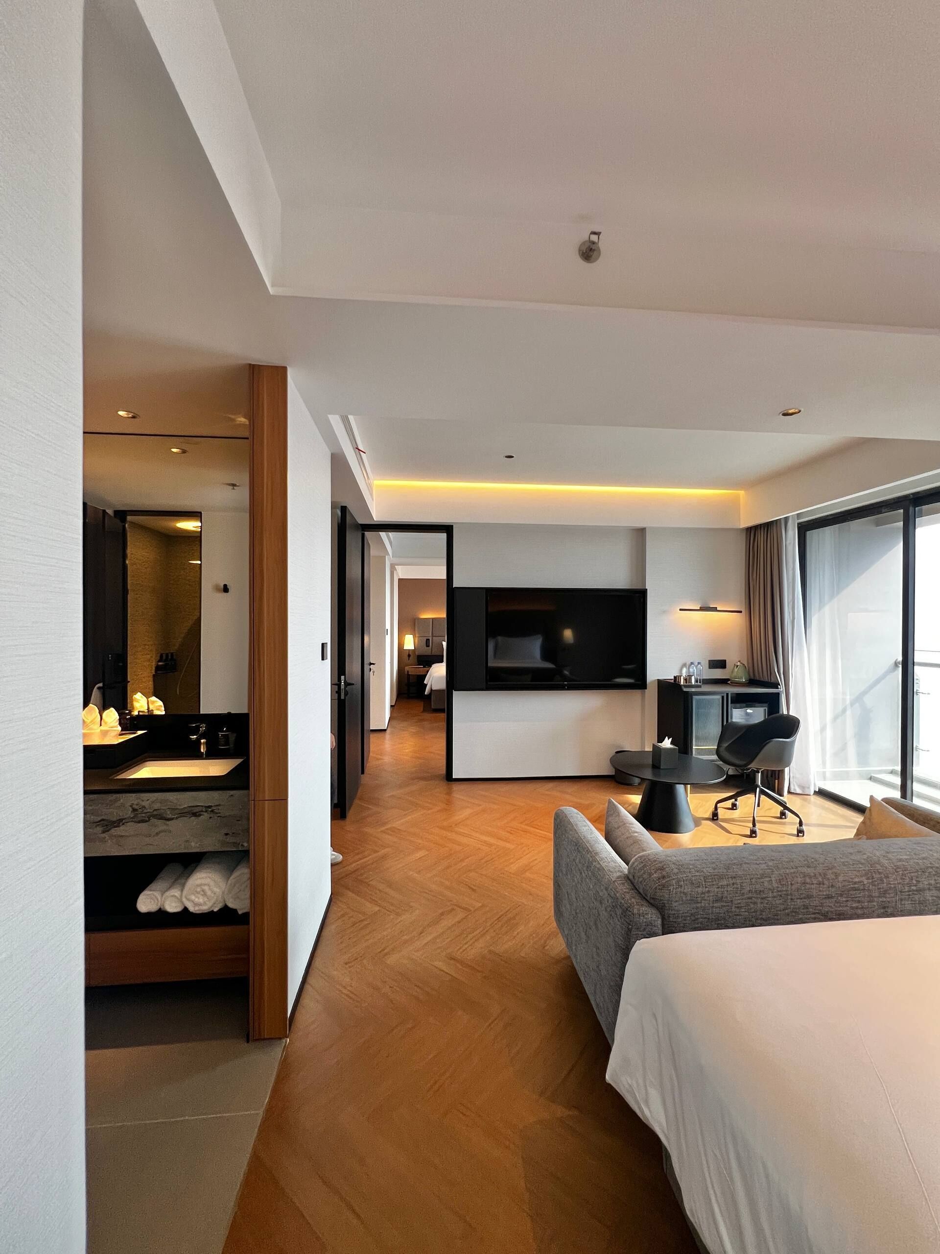 Double or Twin Room | Down duvets, minibar, in-room safe, desk