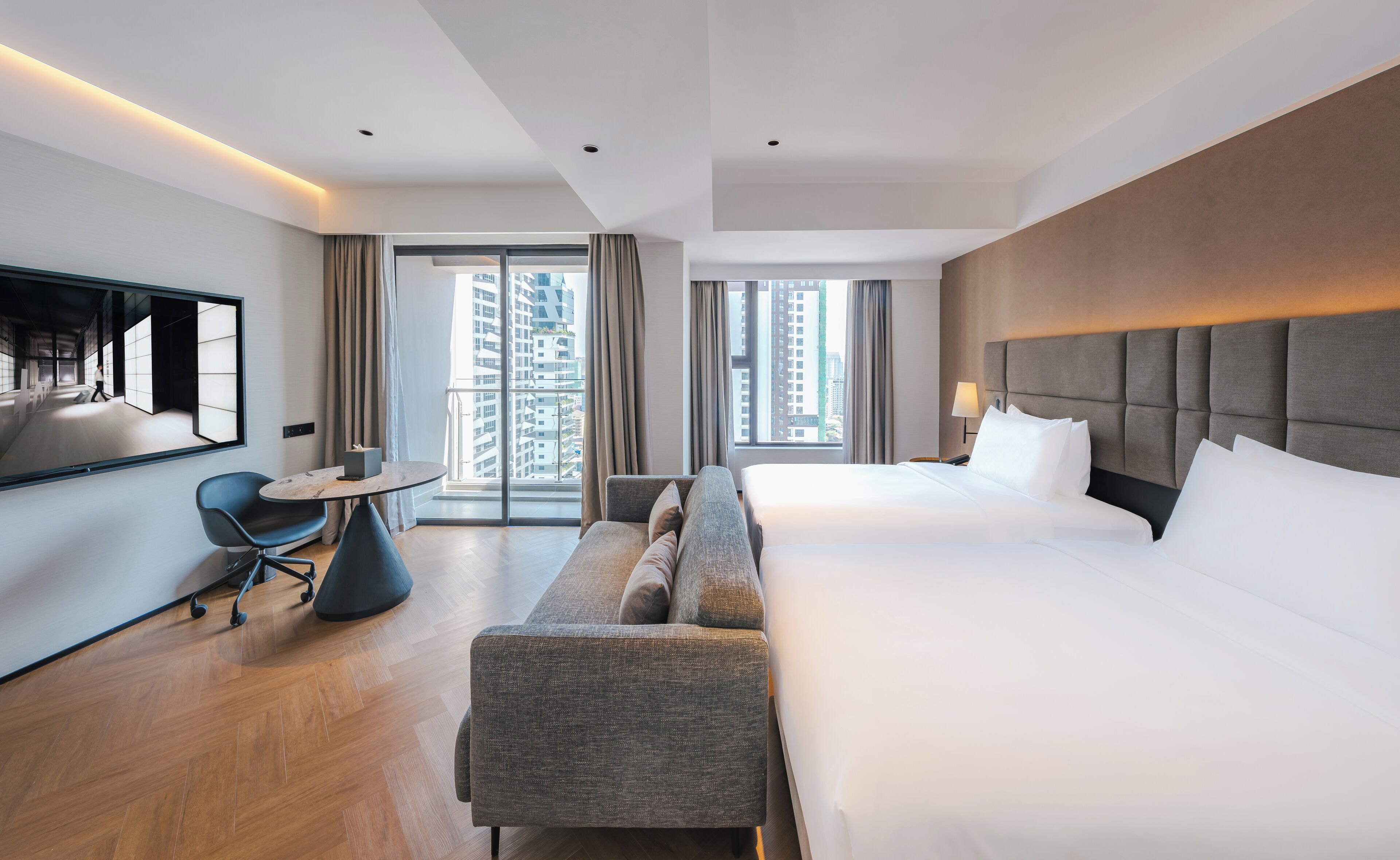 Deluxe Twin Room | City view