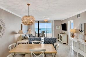 TV - Beachfront @ Seaside Beach & Racquet 2BR Condo • Sleeps 6 • Amazing Views (Orange Beach)