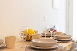 Dining - GuestReady - Modern studio in Valencia’s new area (Valencia)
