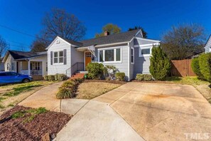 Exterior - Downtown - 2 bed, 1.5 bath (Raleigh)