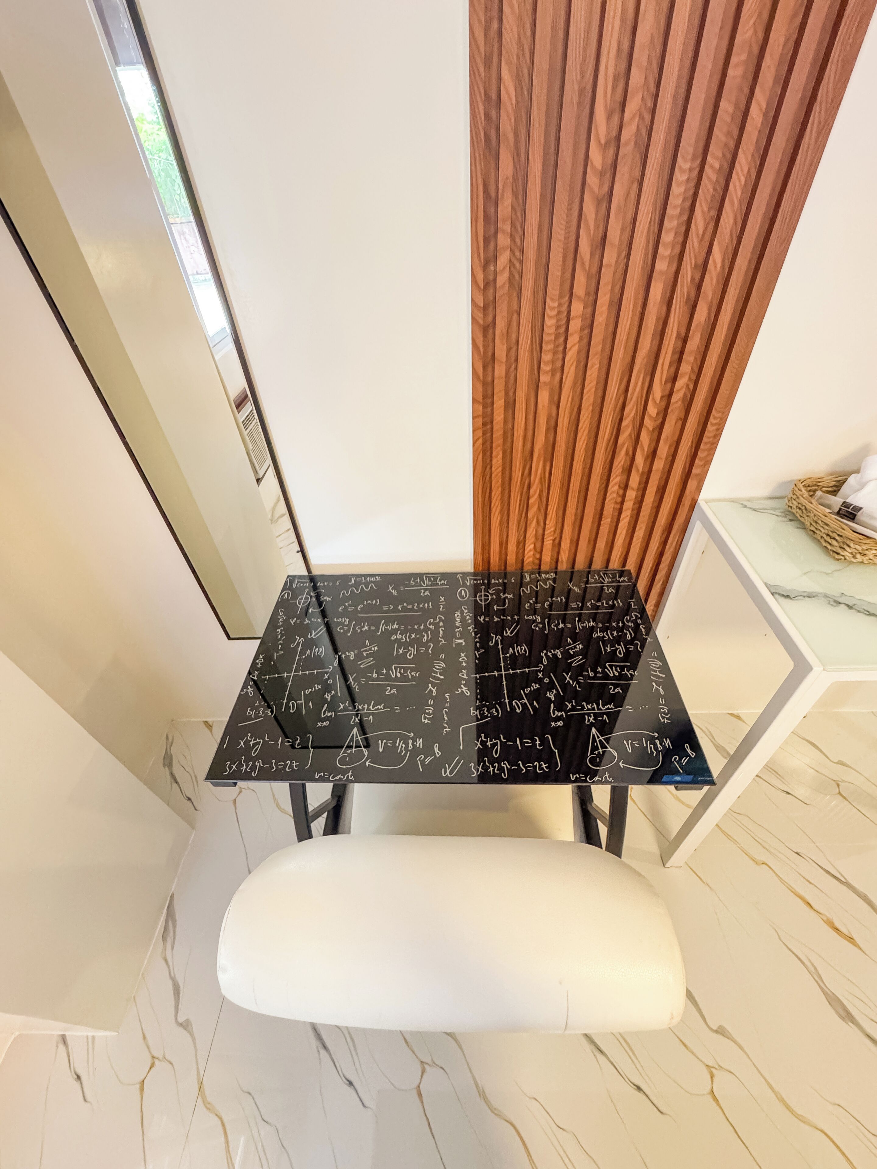 Superior Twin Room | Desk, rollaway beds, free WiFi, bed sheets