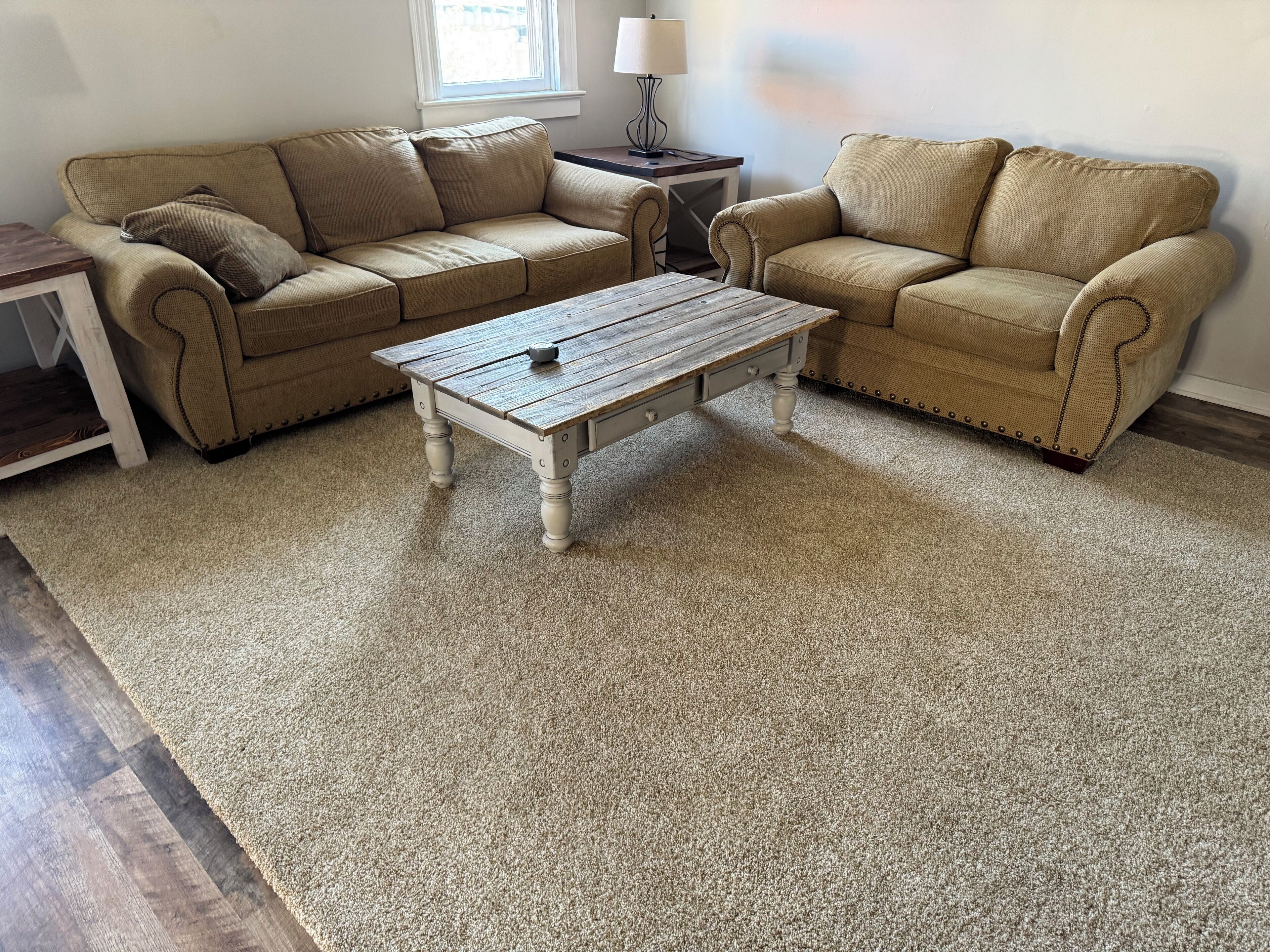 Smart TV, books, stereo, printers