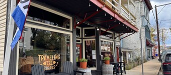 Downtown Loft by Brewery & Trails