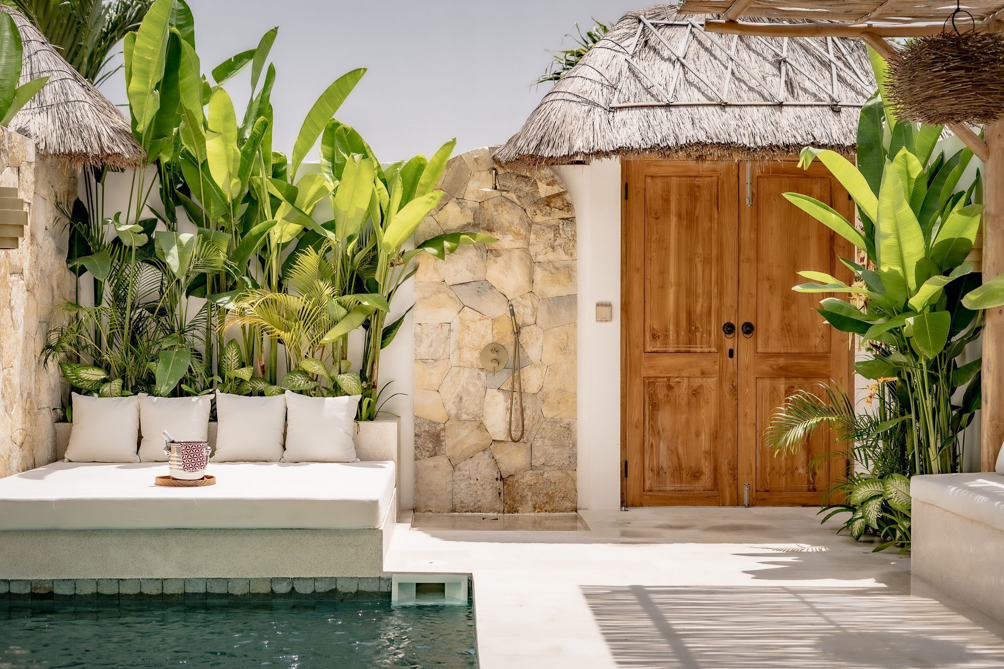 Deluxe Villa, 1 King Bed, Patio, Pool View | Terrace/patio