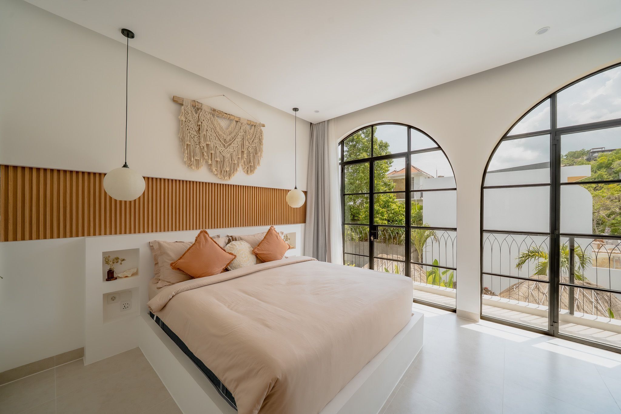 Deluxe Villa, 1 King Bed, Patio, Pool View | Egyptian cotton sheets, premium bedding, in-room safe, desk