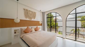 Deluxe Villa, 1 King Bed, Patio, Pool View | Egyptian cotton sheets, premium bedding, in-room safe, desk