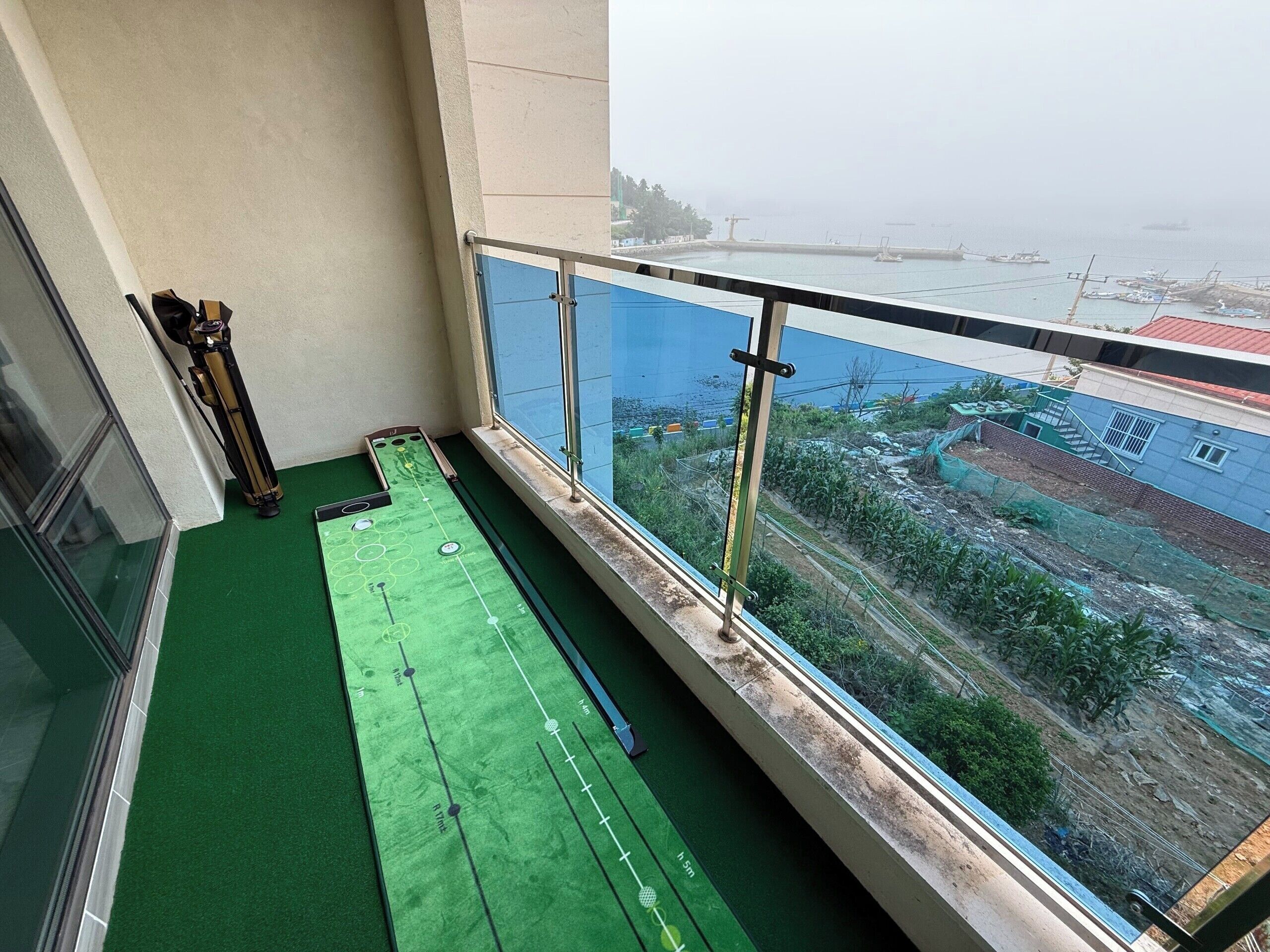 Deluxe Twin Room, Balcony, City View | Terrace/patio