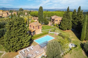 Pool - Borgo Ciclamino Pool&Activities, Montaione, Italy (Montaione)