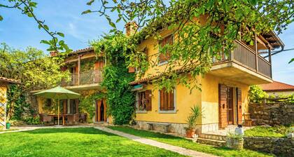 Traditional Karst House Rozina /w Garden, Dutovlje, Slovenia