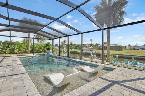 Gulf Access- Pool-Port-Charlotte-dock-kayaks