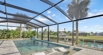 Gulf Access- Pool-Port-Charlotte-dock-kayaks