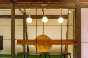 Vila Deluks, 4 kamar tidur, balkon, pemandangan kolam renang | Meja kerja dan Wi-Fi gratis