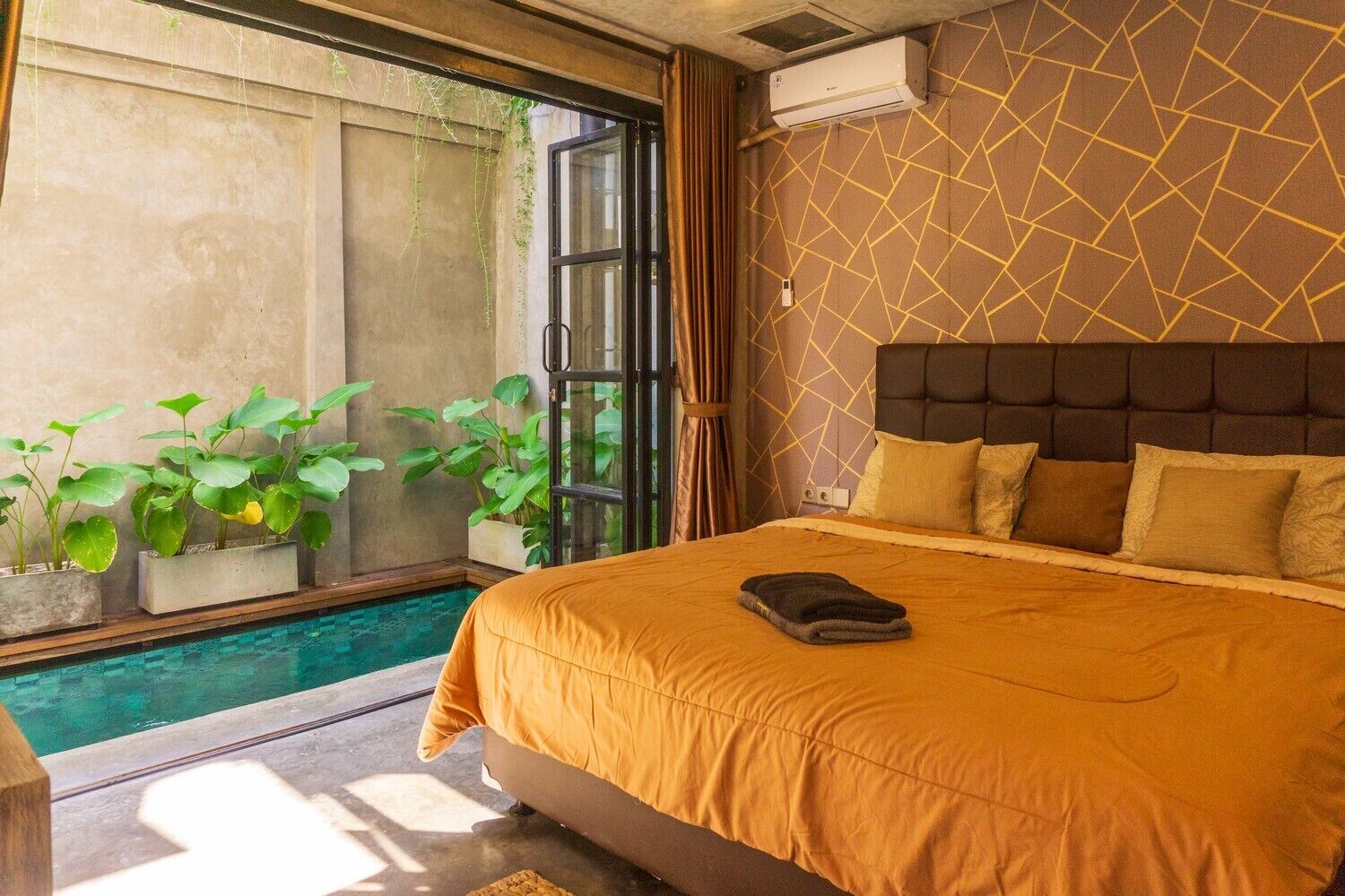 Deluxe Villa, 4 Bedrooms, Balcony, Pool View | Individually decorated, desk, laptop workspace, free WiFi