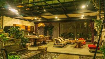 Deluxe Villa, 4 Bedrooms, Balcony, Pool View | Living area