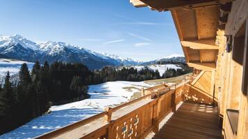 Căn hộ | Ban công