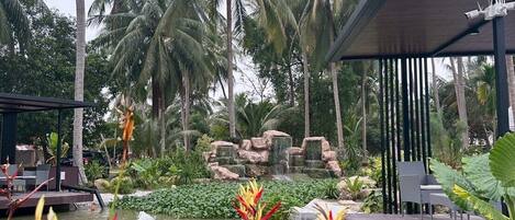 Villa, Garden View | Water view