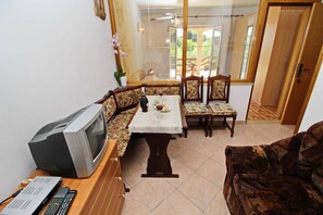 Apartment | Interior - 1 Bedroom Apartment With Terrace (Lumbarda)