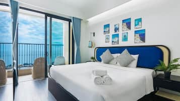 Estúdio luxo, sacada, vista para o mar | Quartos à prova de som, Wi-Fi de cortesia