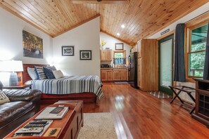 مكواة/لوح كي وواي فاي مجانًا وملاءات أسرّة