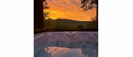 مغطس سبا خارجي