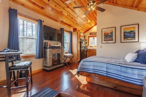 مكواة/لوح كي وواي فاي مجانًا وملاءات أسرّة