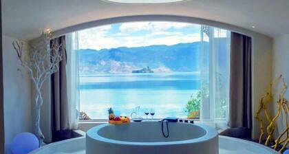 Lugu Lake September Sky Stay