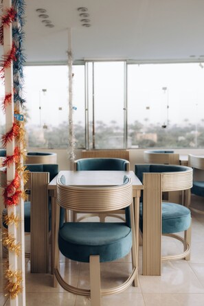 تناول الطعام