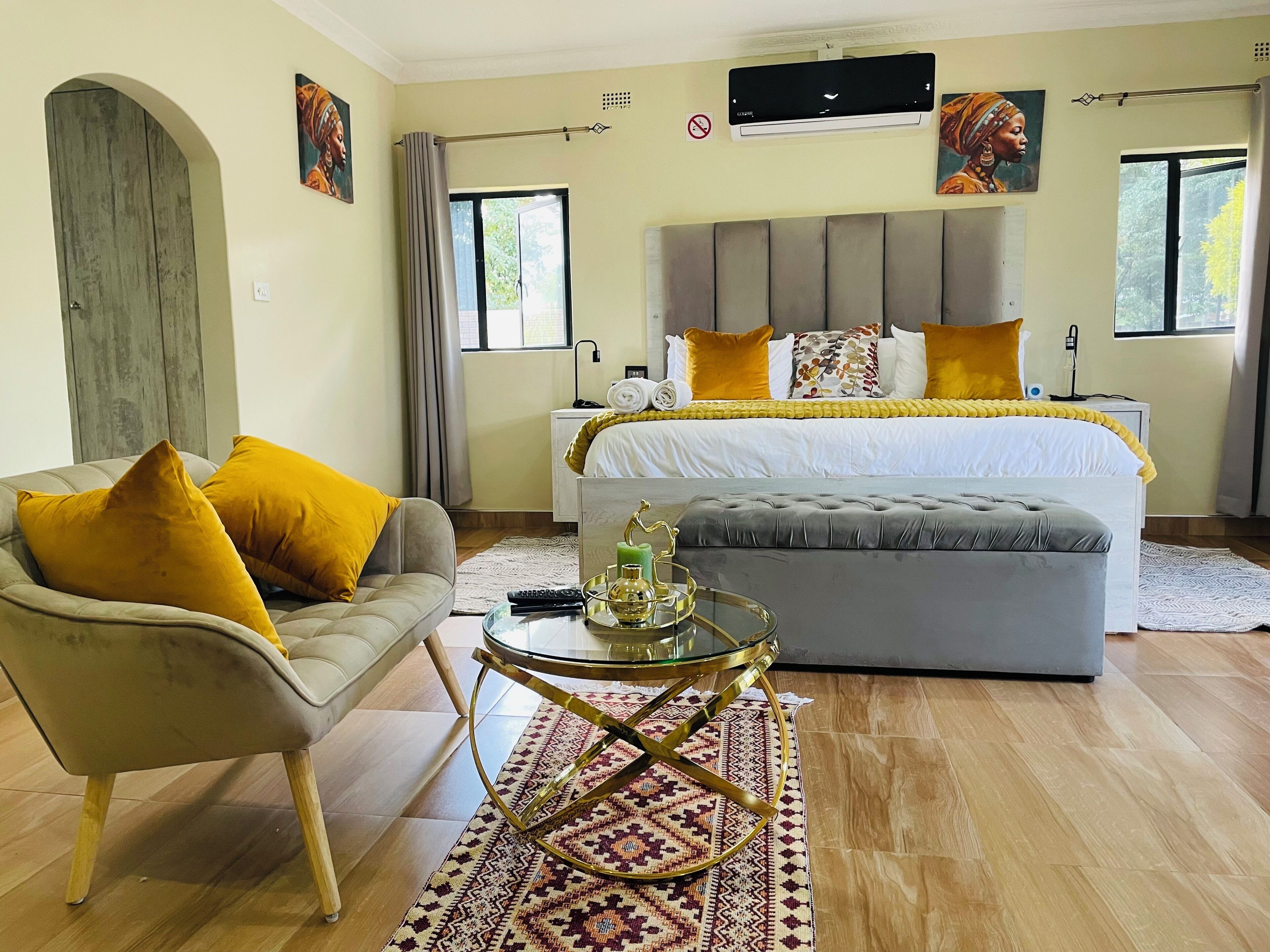 Coffres-forts dans les chambres, bureau