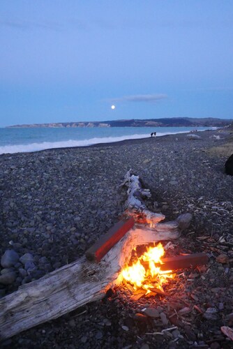 Sound of the Waves -- close to beach wineries and bikeways