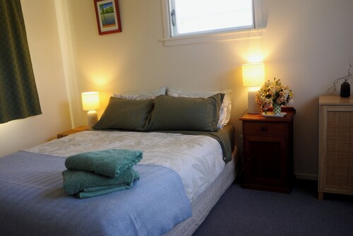 Sound of the Waves -- close to beach wineries and bikeways