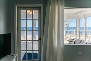 تلفزيون، مكتب