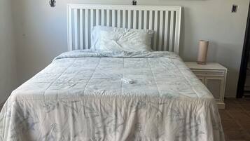 1 chambre, accĂšs Internet, draps fournis