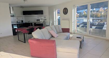 Bright 100m2 apartment