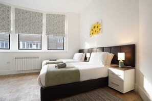 2 chambres, fer et planche à repasser, Wi-Fi gratuit, draps fournis