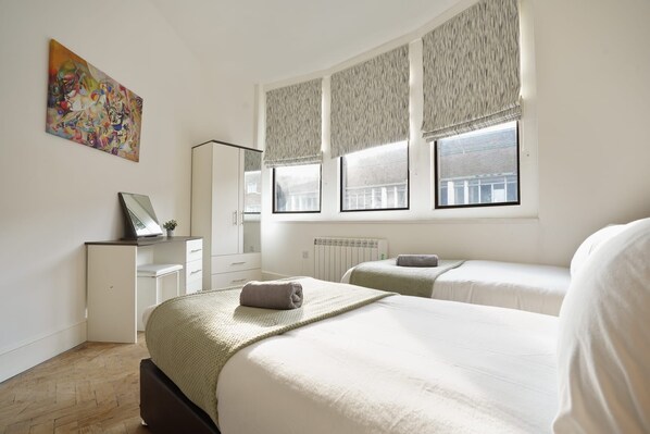 2 soverom, strykejern/-brett, wi-fi (inkludert) og sengetøy