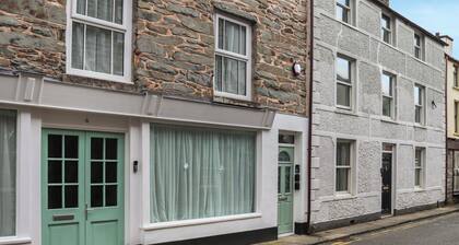 Apartment One - UK49591