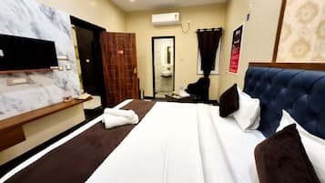 Standaard suite | Een laptopwerkplek, een strijkplank/strijkijzer, gratis wifi