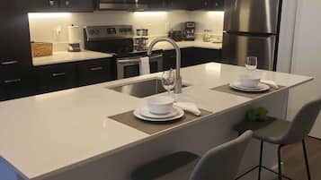 Fridge, microwave, oven, stovetop