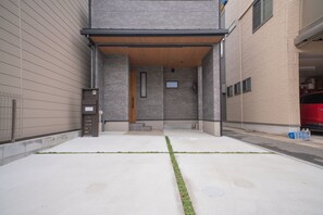 Front of property - Kyoto Gojō Maison Le Rouge Vermilion (Kyoto)