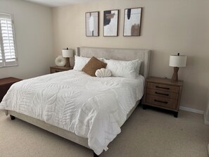 2 bedrooms, iron/ironing board, Internet, bed sheets - Marco Island Waterfront Condo + Private Slip/Lift – Sea Ray Upgrade Option (Marco Island)